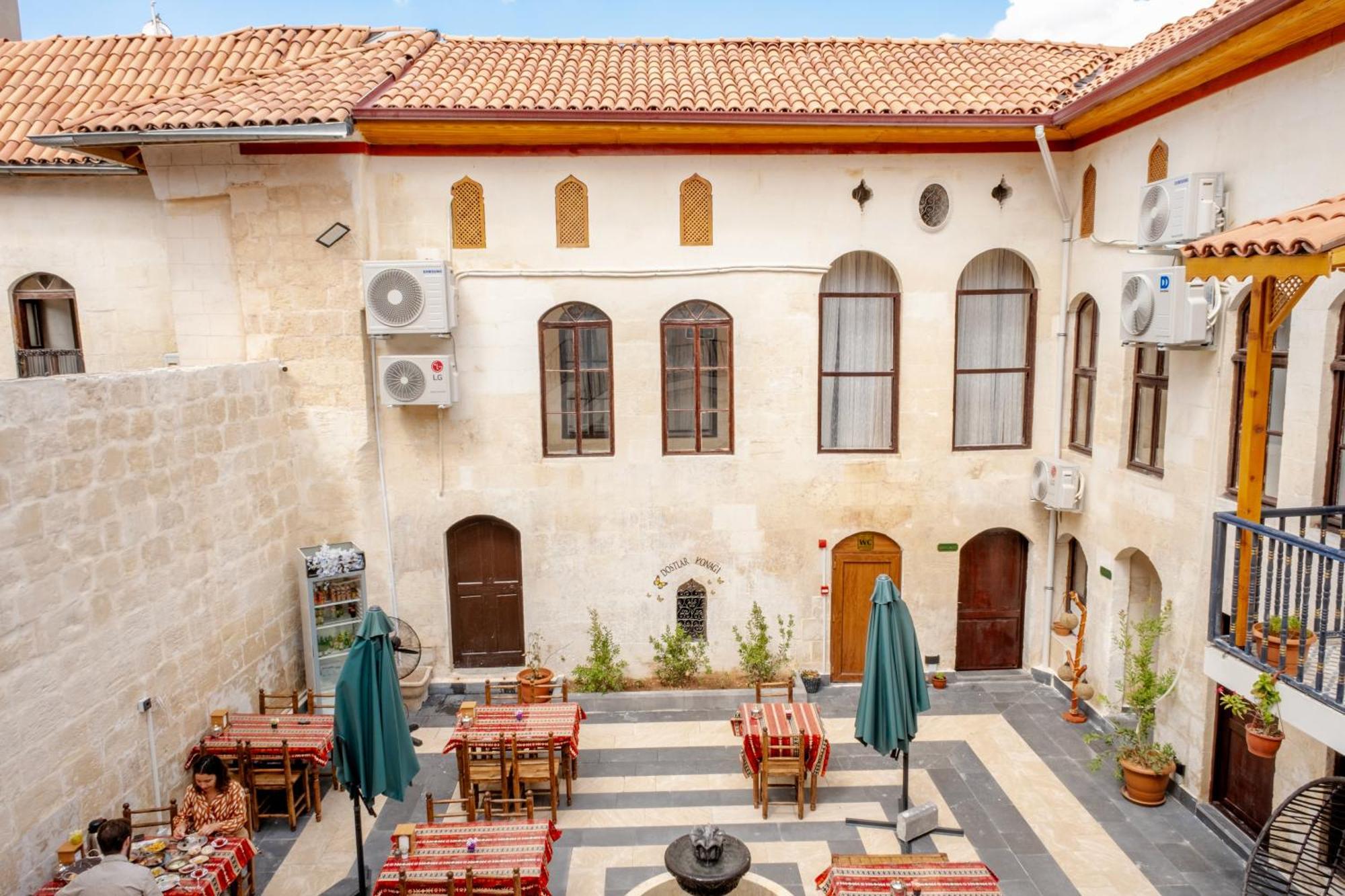 Dostlar Konagi Hotel Sahinbey Exterior photo